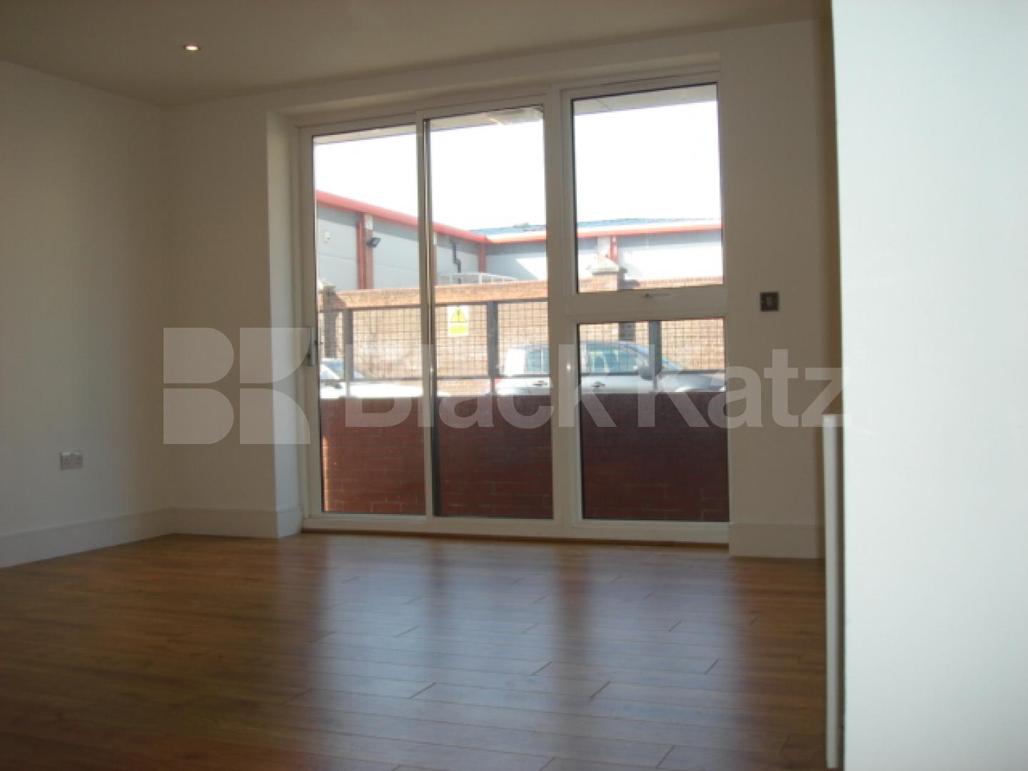 			1 Bedroom, 1 bath, 1 reception Apartment			 Gloucester Court, Rowcross St., Bermondsey